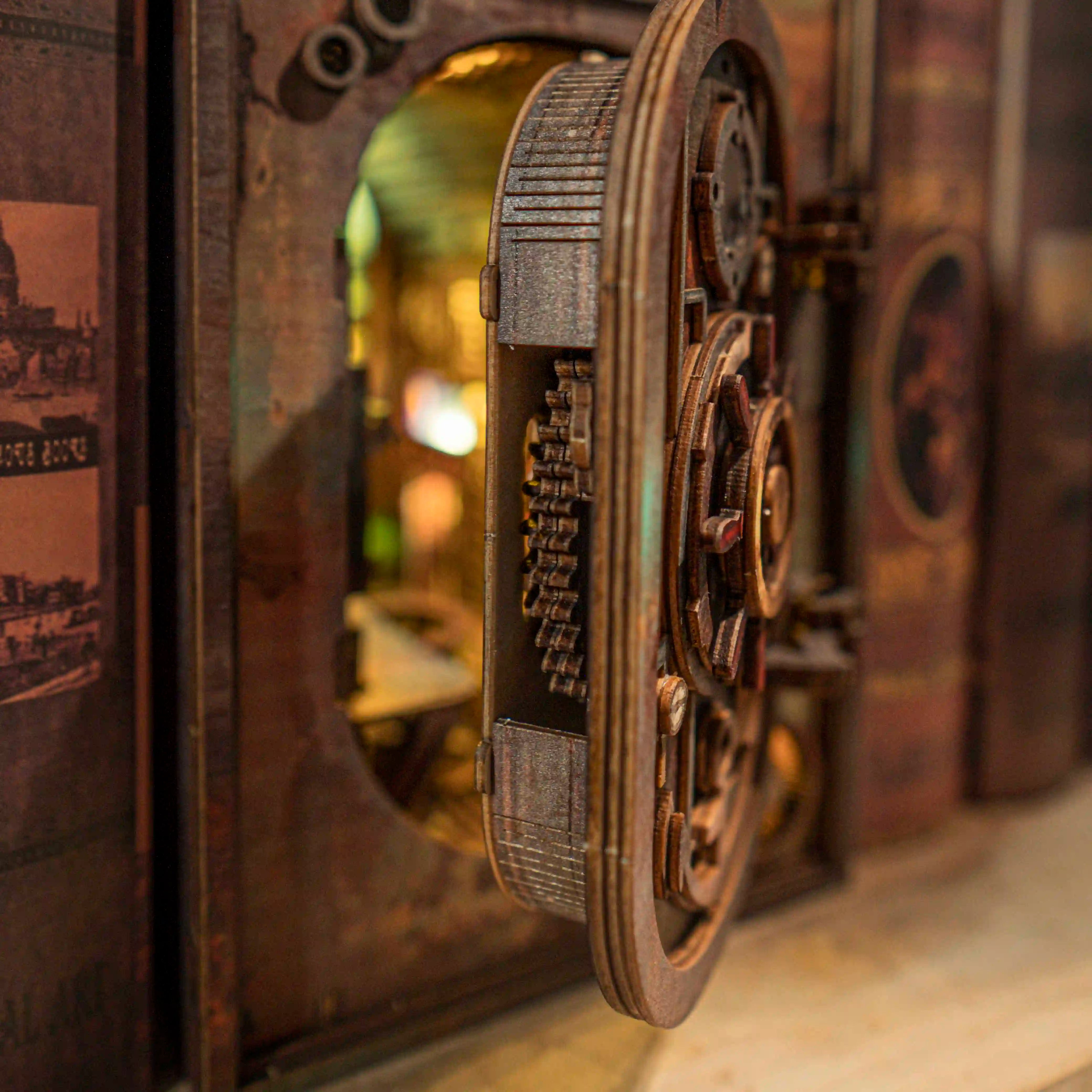 Book Nook Abandoned Submarine DIY kit - BN007