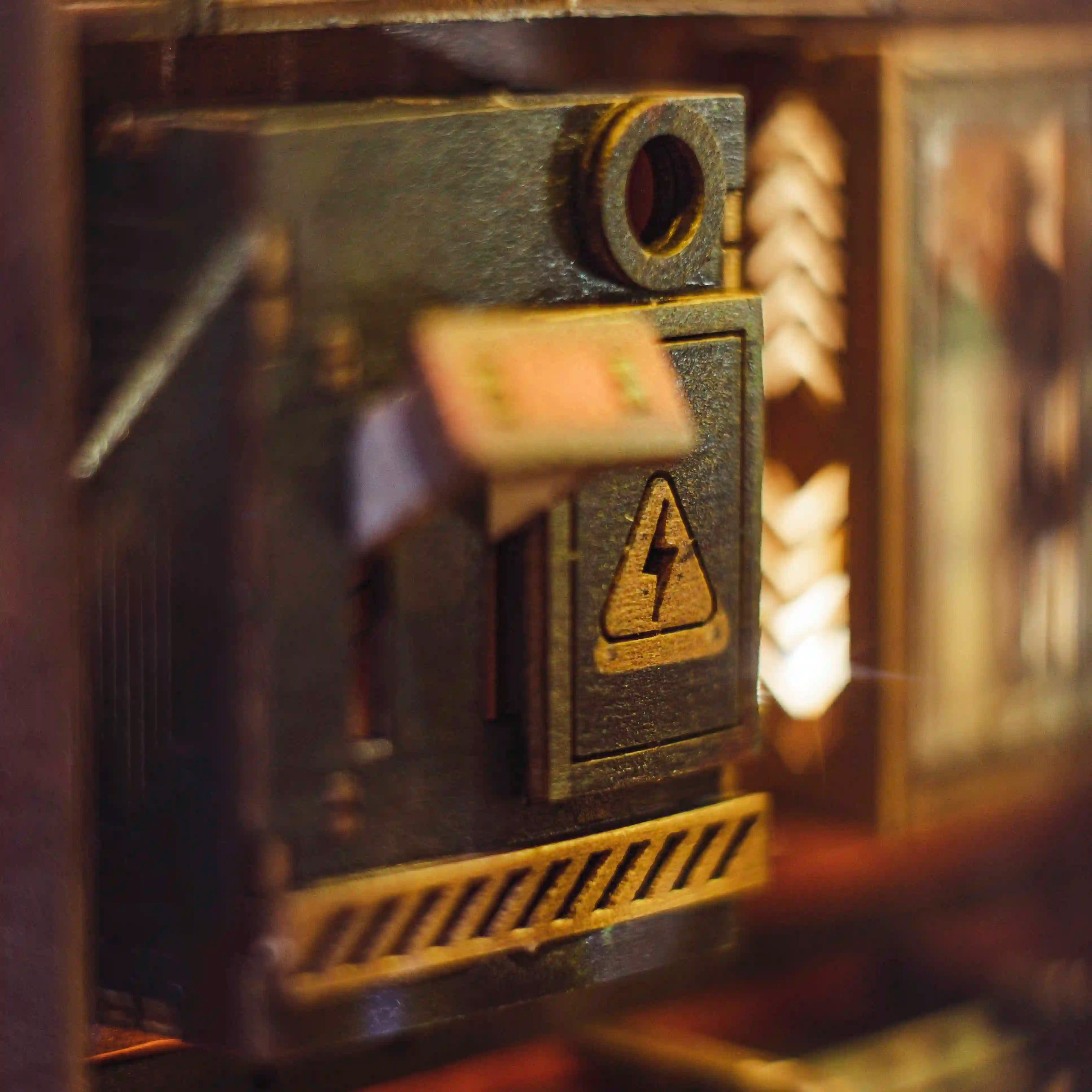 Book Nook Abandoned Submarine DIY kit - BN007