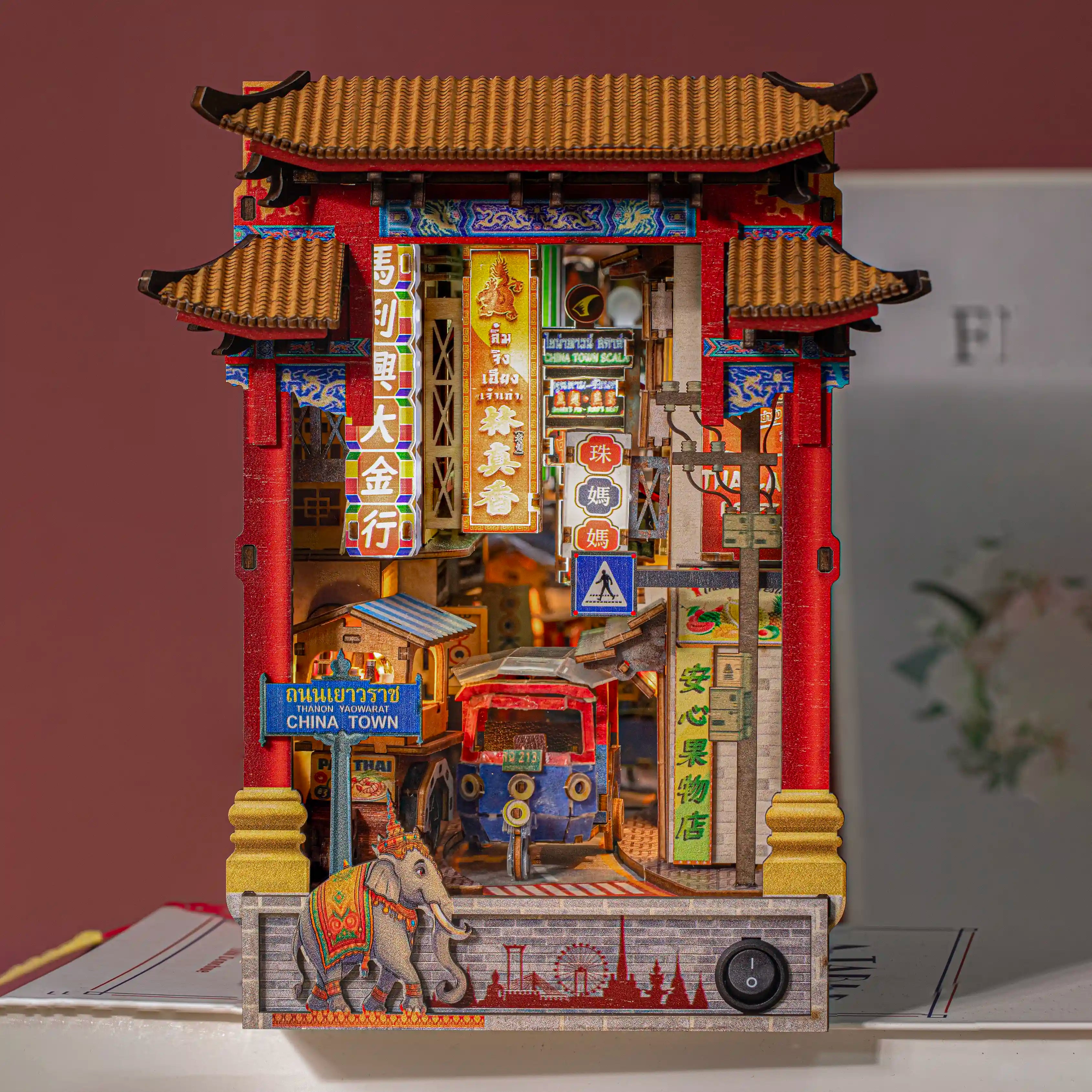 [Pre-order] Book Nook BangKok - Yaorawat (China Town) - BN040